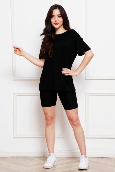 FleeceFlex Round Neck Short Sleeve T-Shirt and Shorts Set